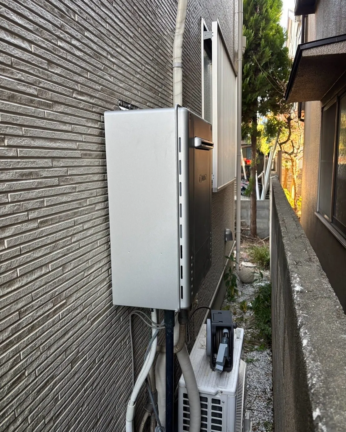 東京都西東京市の給湯器交換工事👷