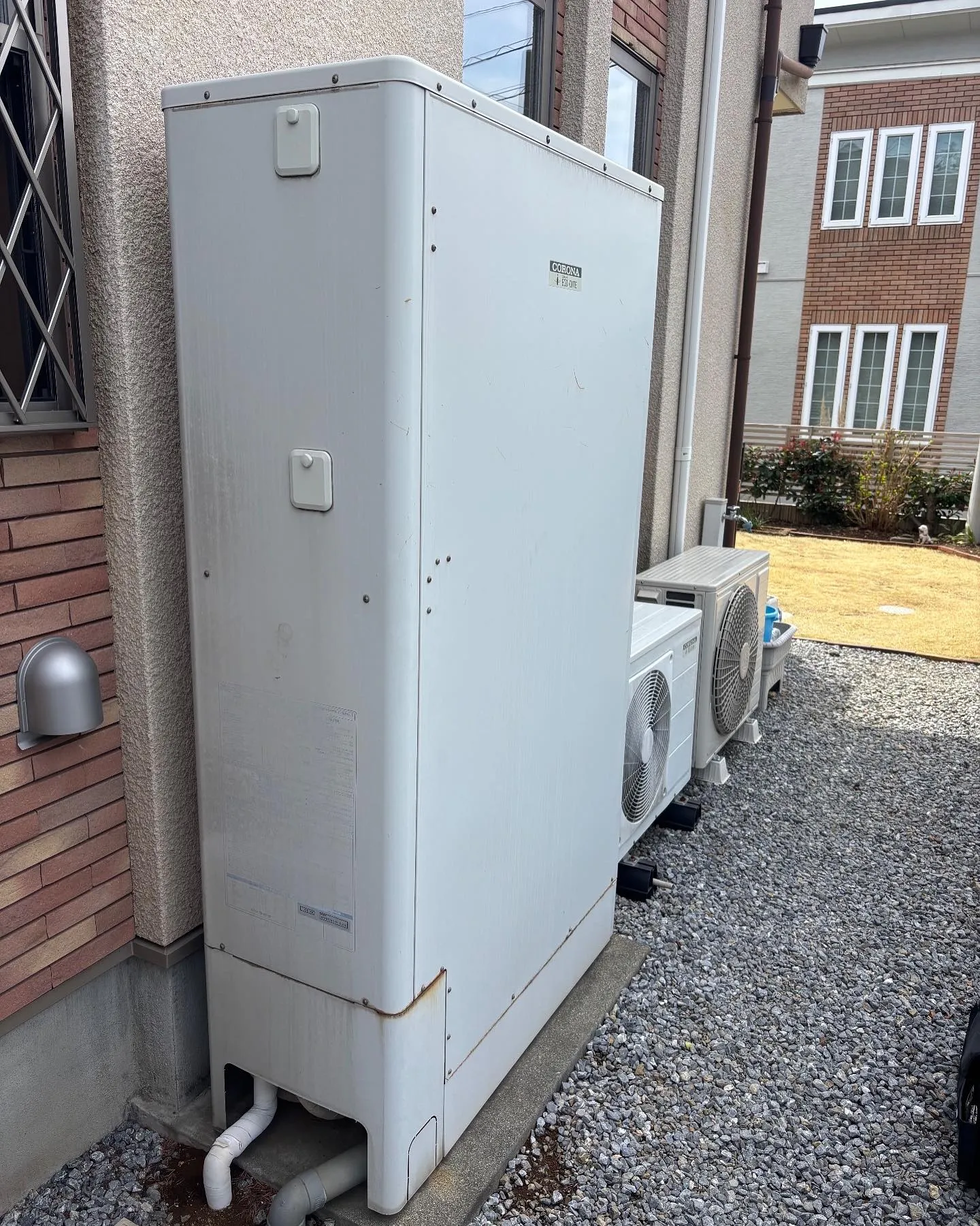 神奈川県藤沢市のエコキュート交換工事👷