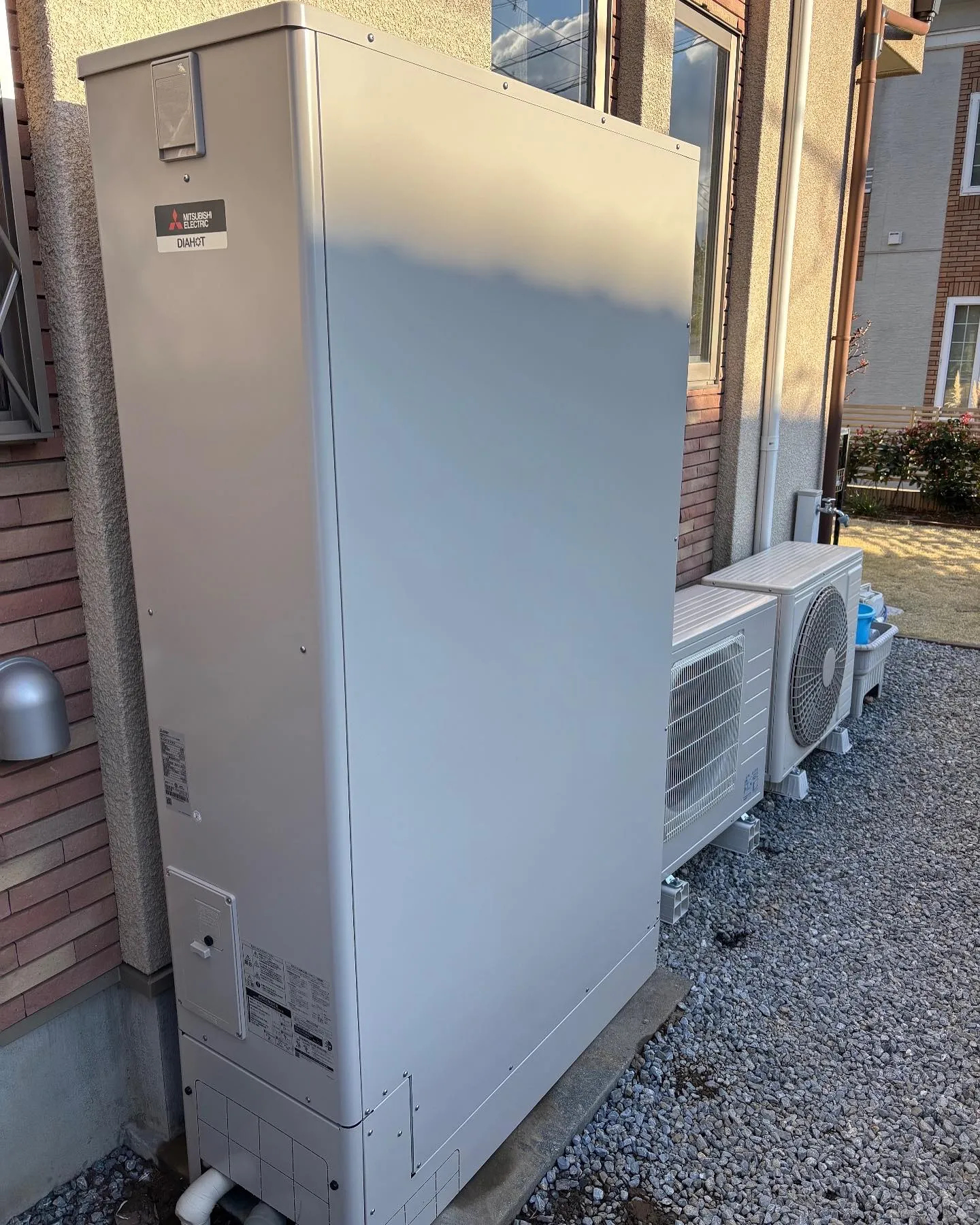 神奈川県藤沢市のエコキュート交換工事👷