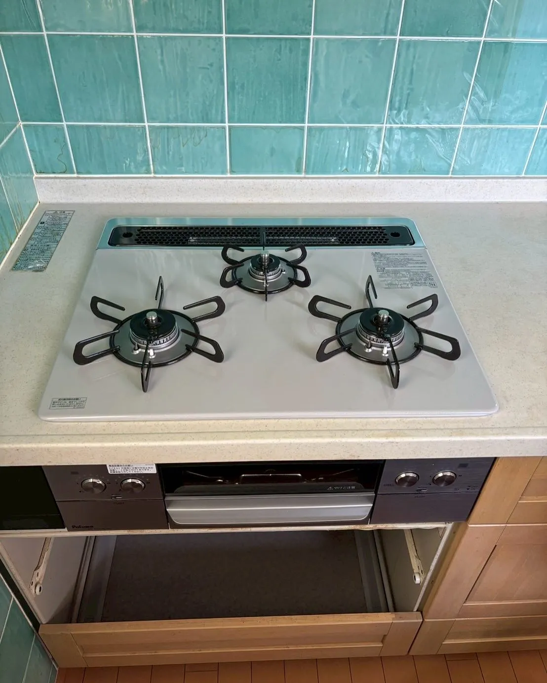 横浜市青葉区のビルトインコンロ交換工事👷