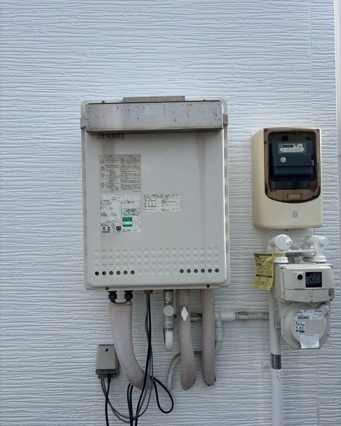 神奈川県平塚市の給湯器交換工事👷