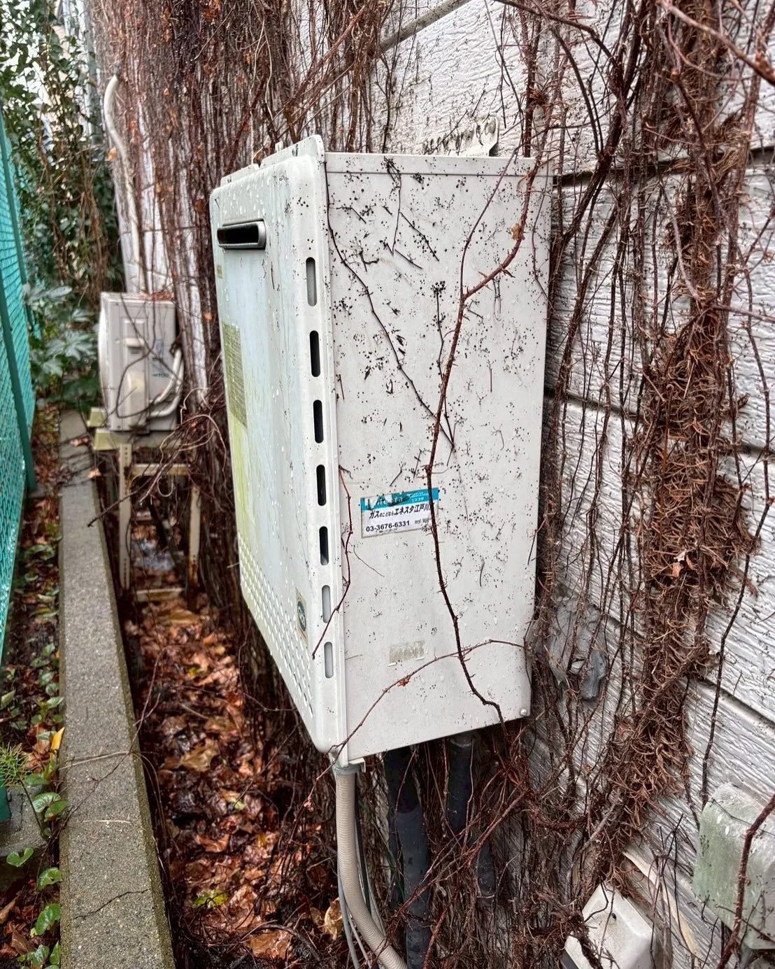 東京都江戸川区の給湯器交換工事👷