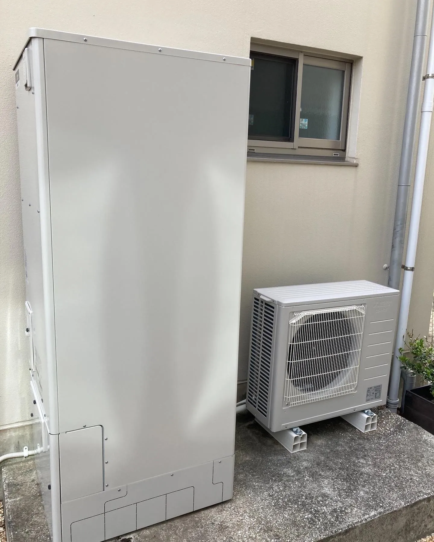 横浜市金沢区のエコキュート交換工事👷