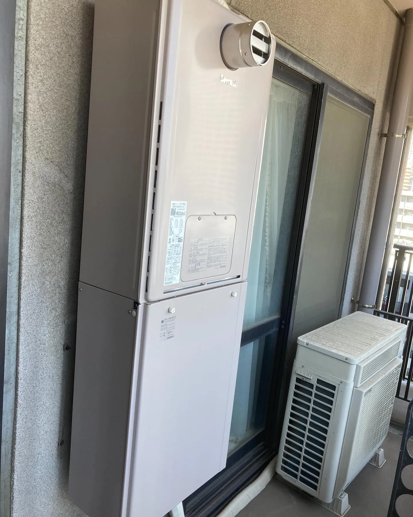 東京都中央区の給湯器交換工事👷