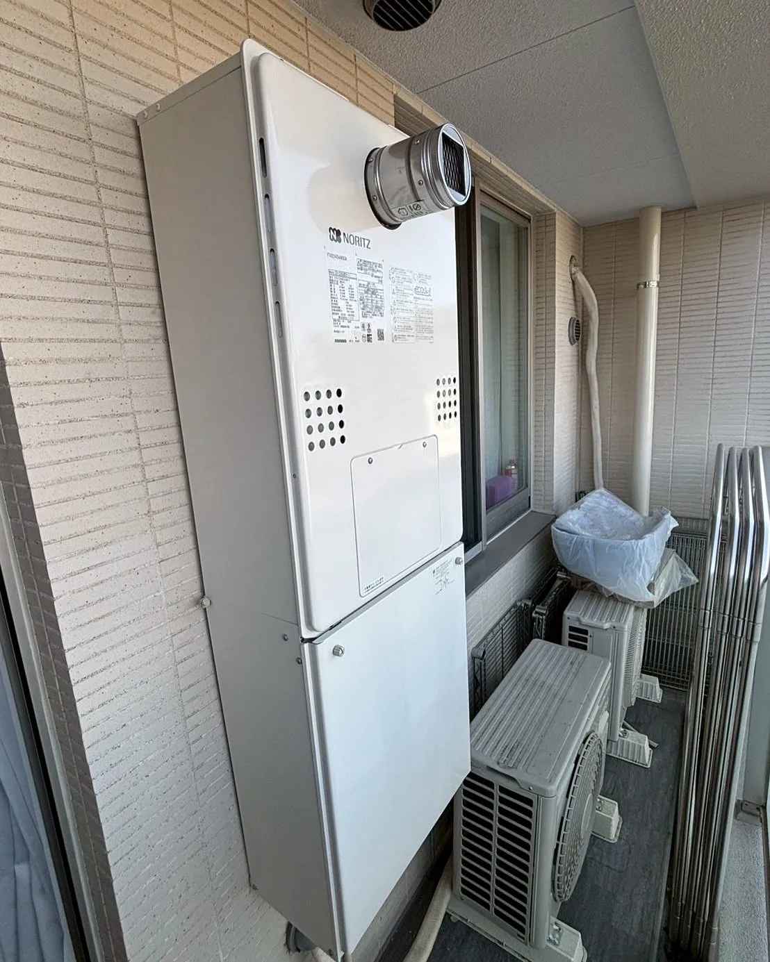 東京都世田谷区の給湯器交換工事👷