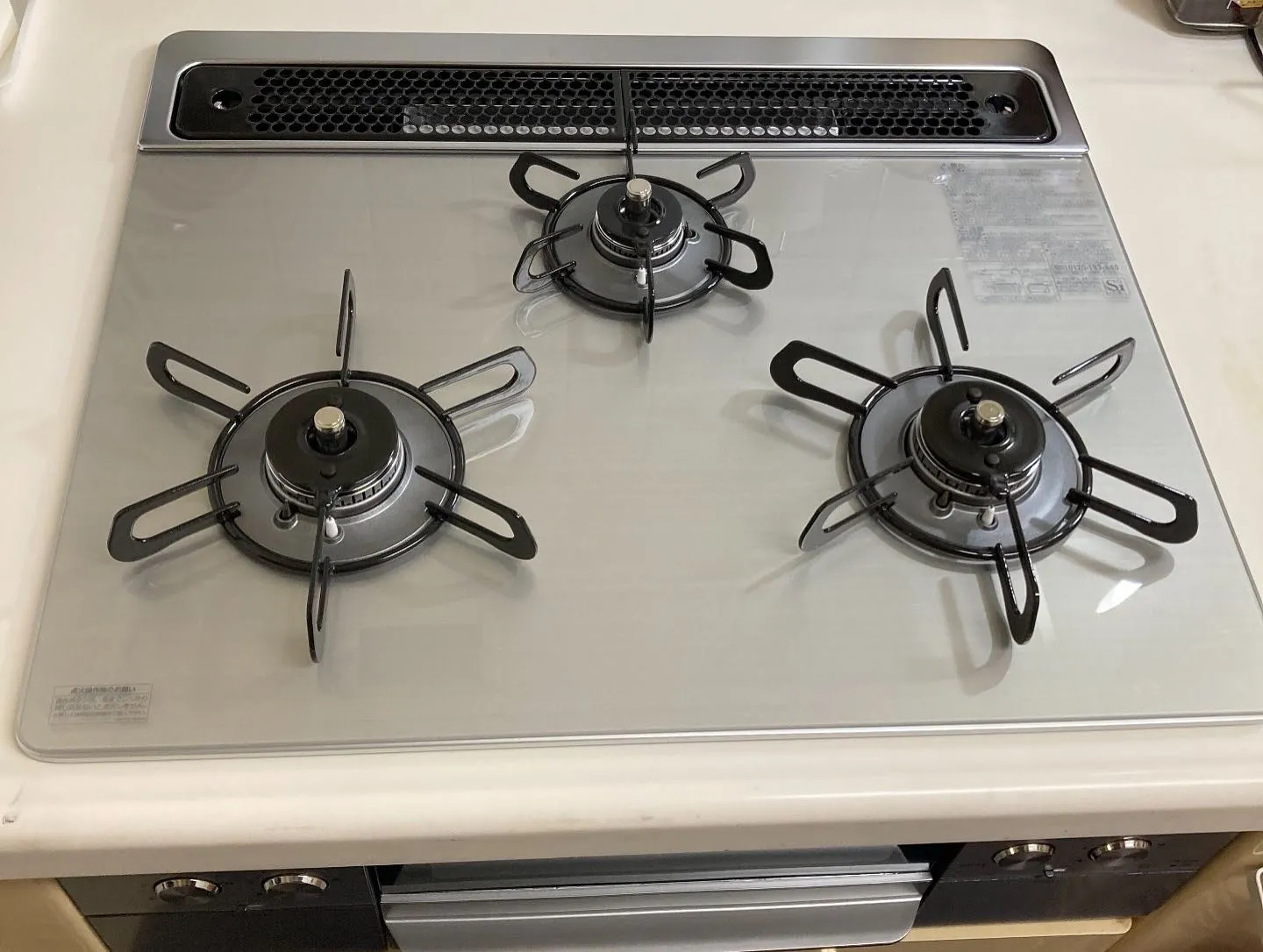 横浜市港南区のビルトインコンロ交換工事👷