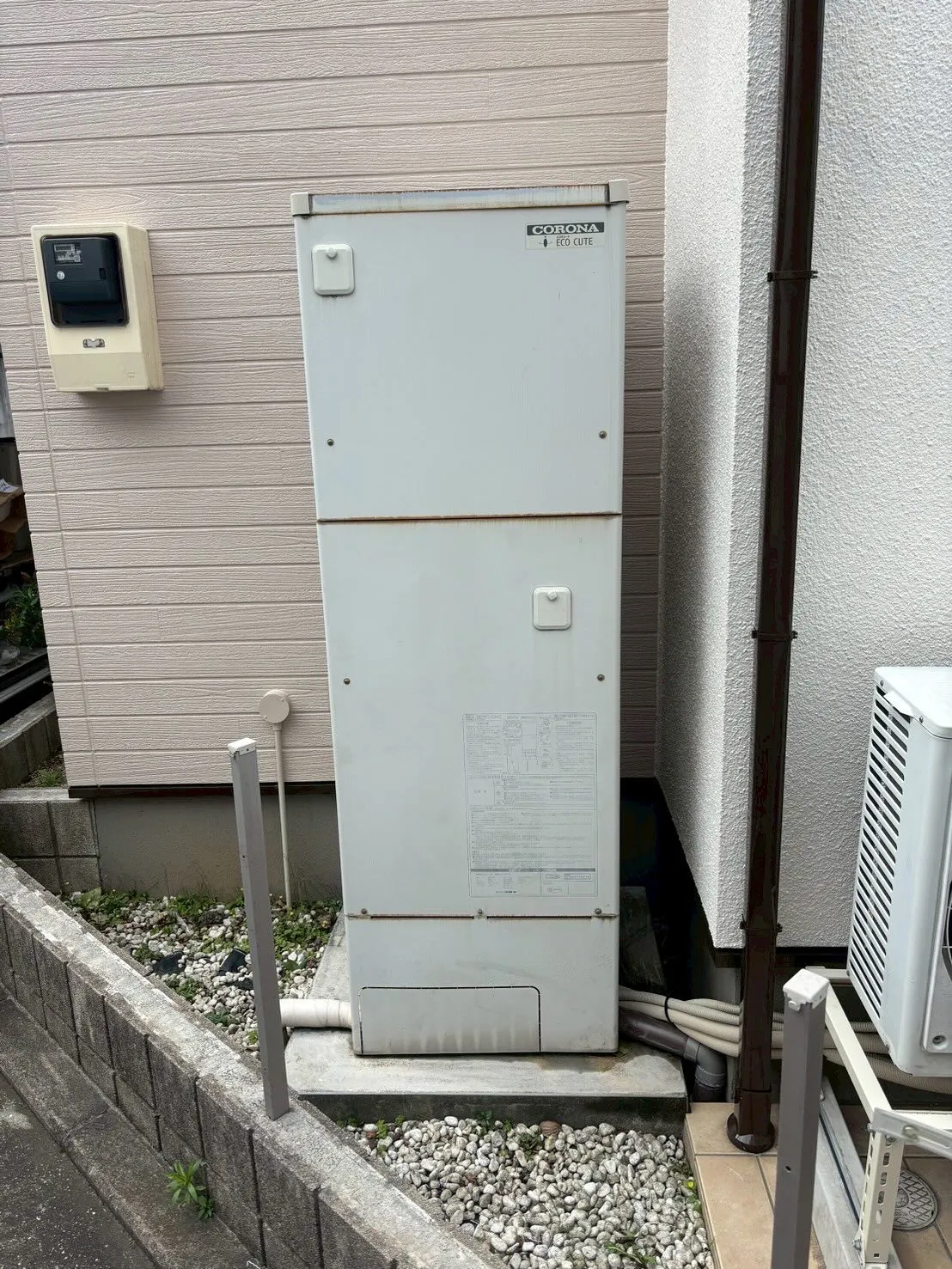 横浜市南区のエコキュート交換工事👷