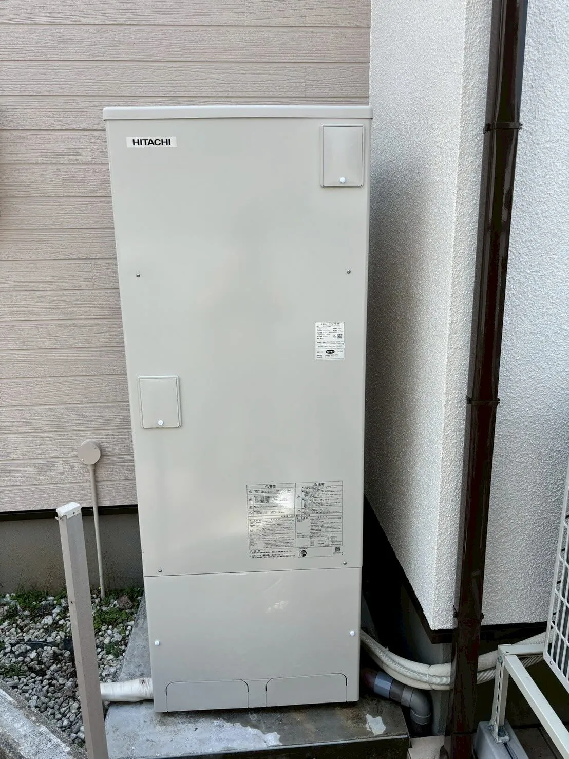 横浜市南区のエコキュート交換工事👷