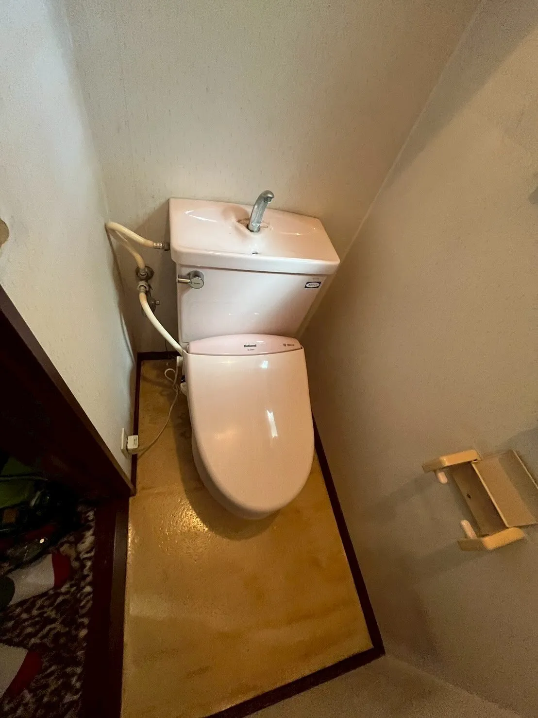 神奈川県茅ヶ崎市のトイレ交換工事👷