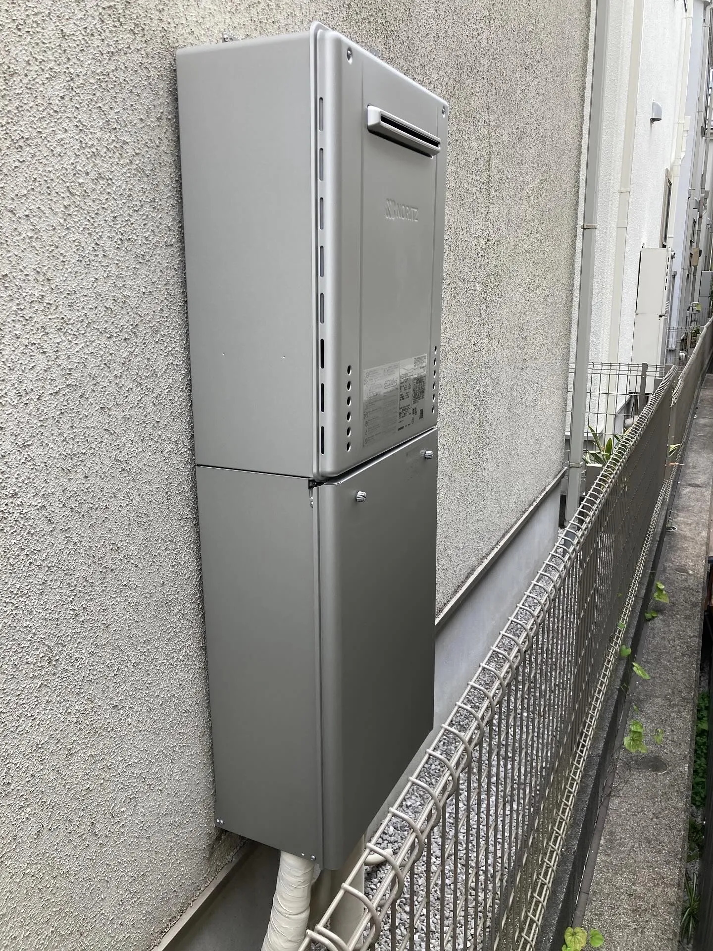 横浜市鶴見区の給湯器交換工事👷