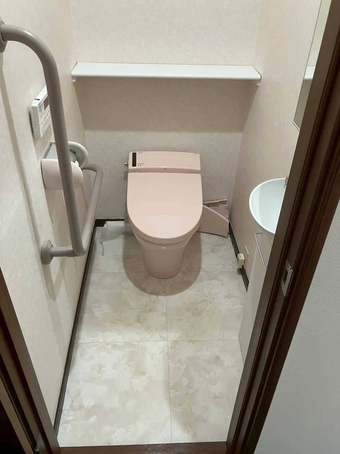 神奈川県横須賀市のトイレ交換工事👷