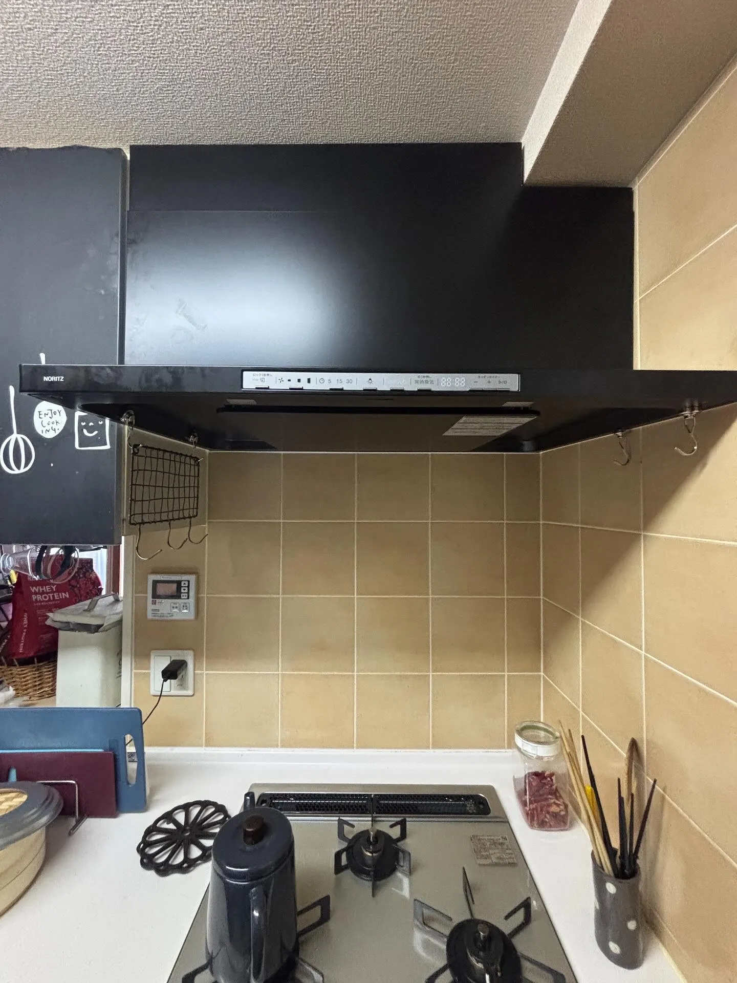 東京都町田市のレンジフード交換工事👷